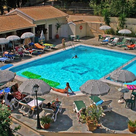 Elli Marina Studios And Apartments Benitses  Dış mekan fotoğraf
