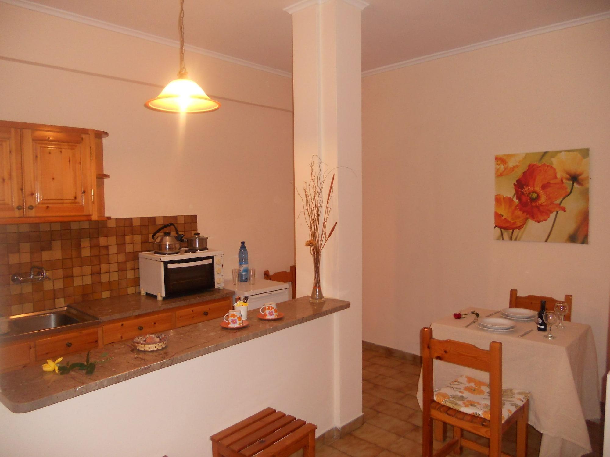 Elli Marina Studios And Apartments Benitses  Dış mekan fotoğraf