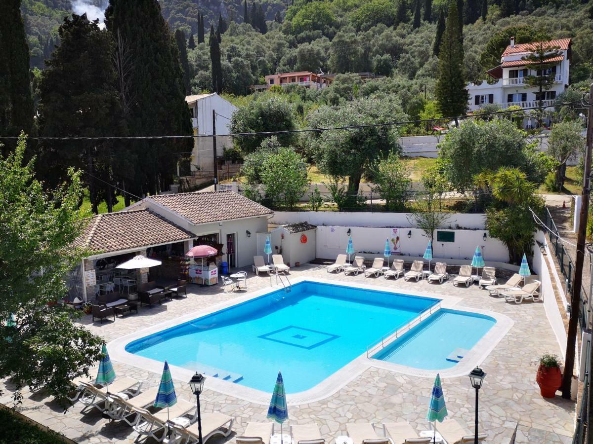 Elli Marina Studios And Apartments Benitses  Dış mekan fotoğraf