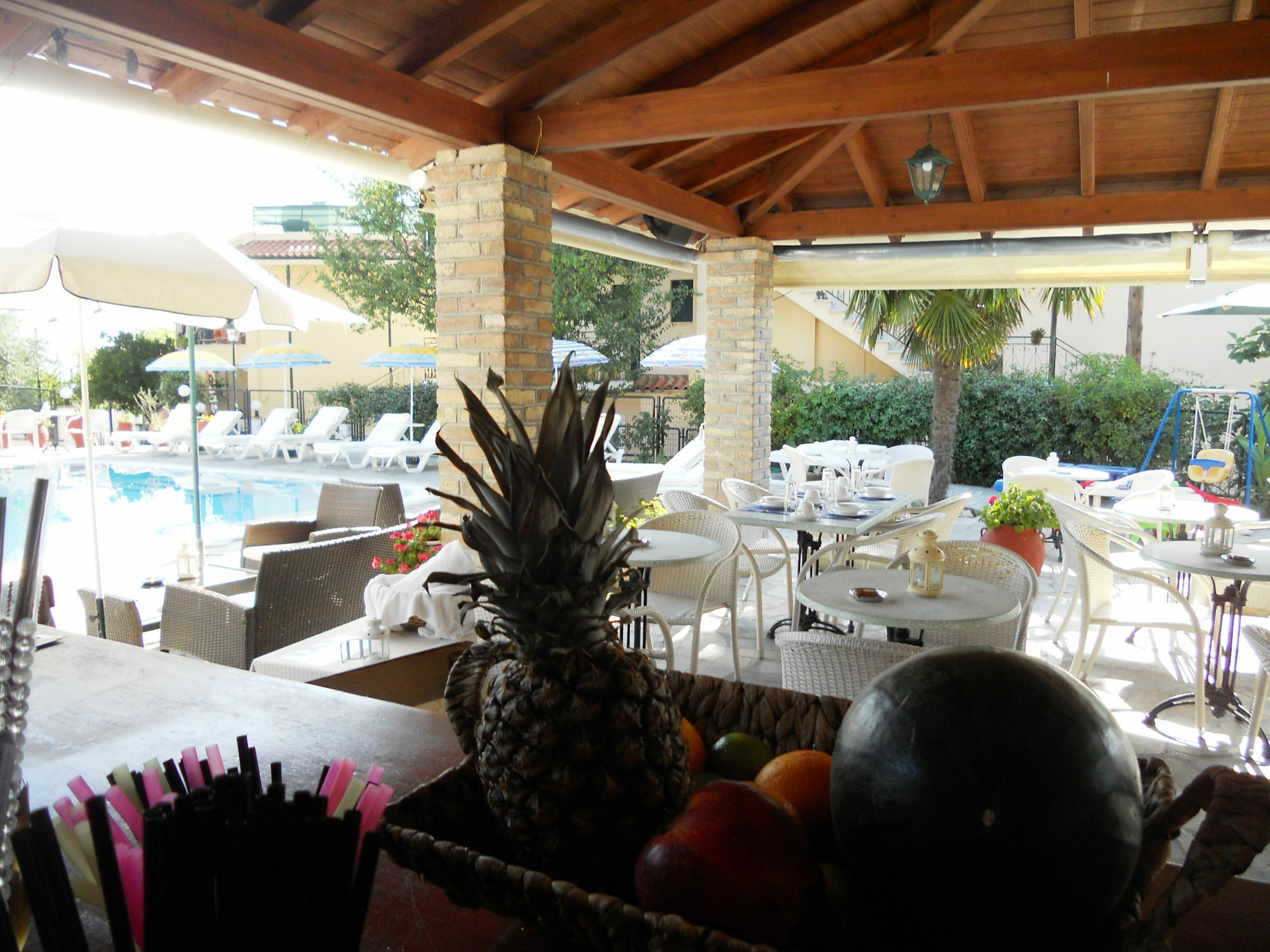 Elli Marina Studios And Apartments Benitses  Dış mekan fotoğraf